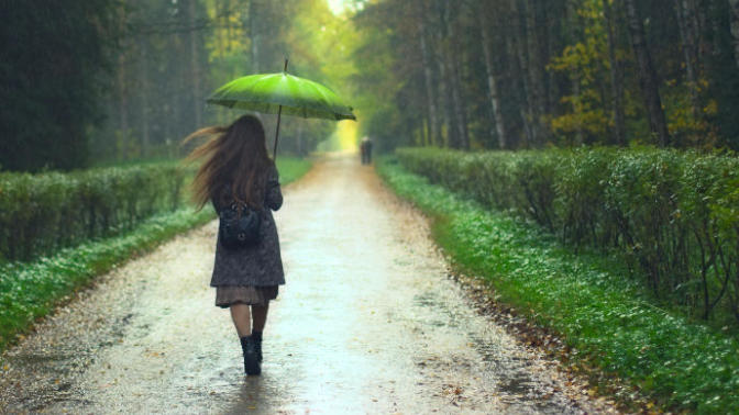 How do you spot emotionally unavailable people?