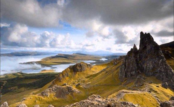 Which Scottish music artists/songs/singers/bands would you recommend to have a listen?