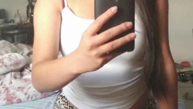 Is my belly very noticeable?