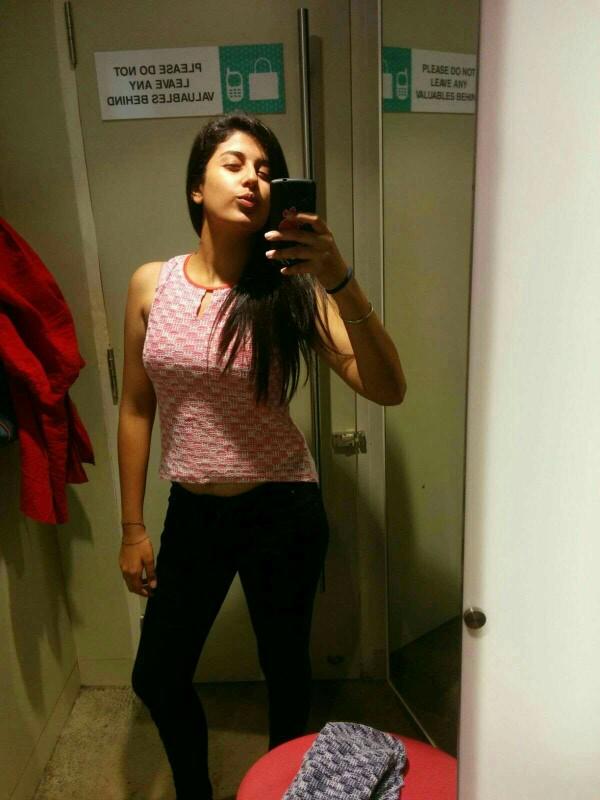 What should I wear on my date tonight??