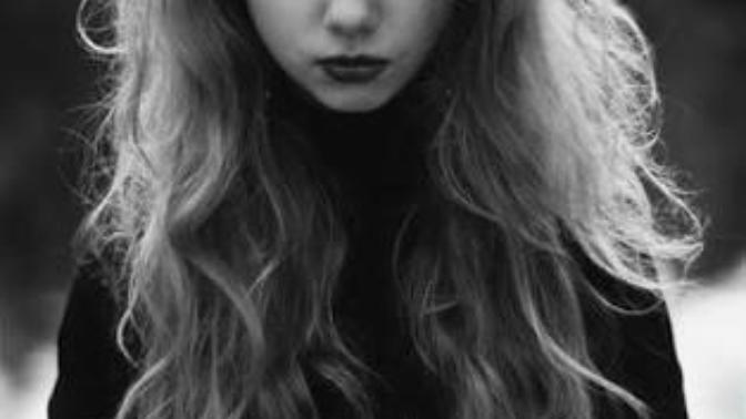 Guys, is a girl with messy hair less attractive?