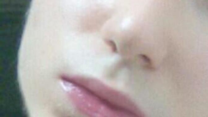 Does my skin looks too oily?