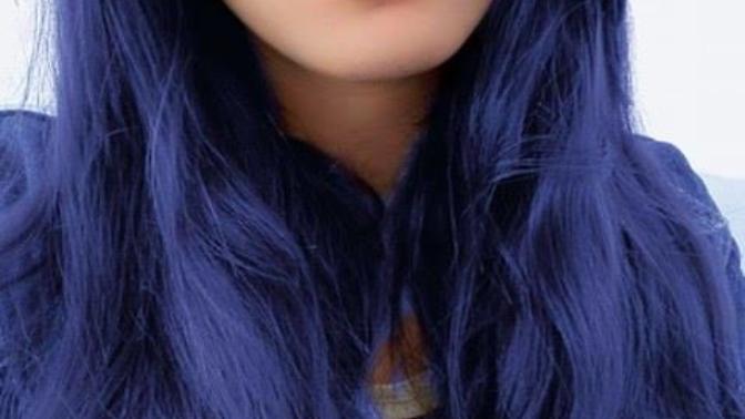 Blue hair or purple hair?