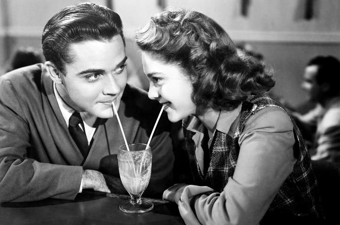 Dating advice is more commonly Americanised on the internet. Agree or Disagree?