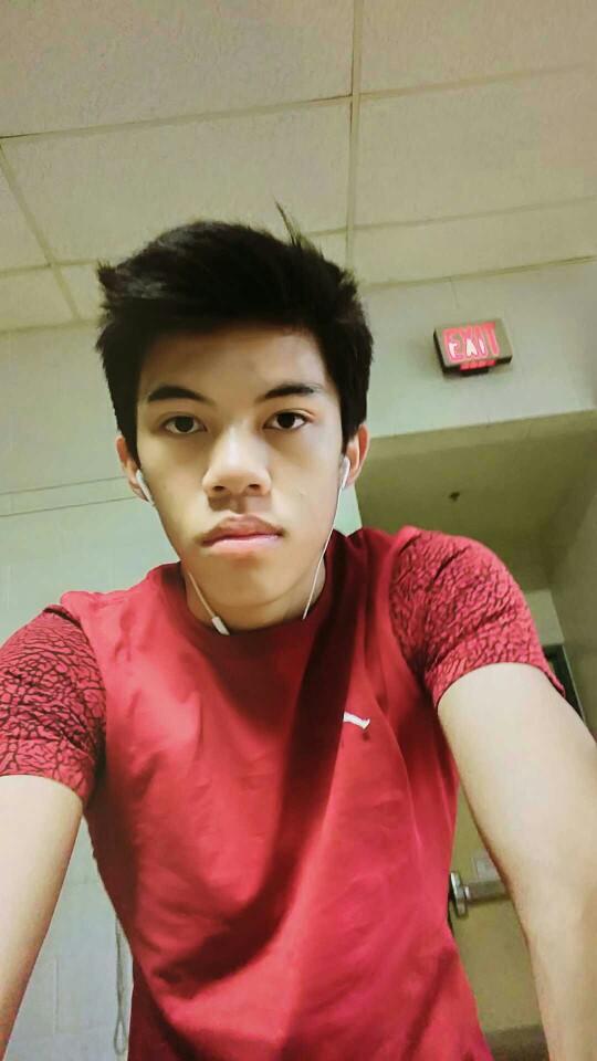 Best hairstyle to go with??