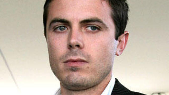 Who's hotter Casey Affleck or Ben Affleck?