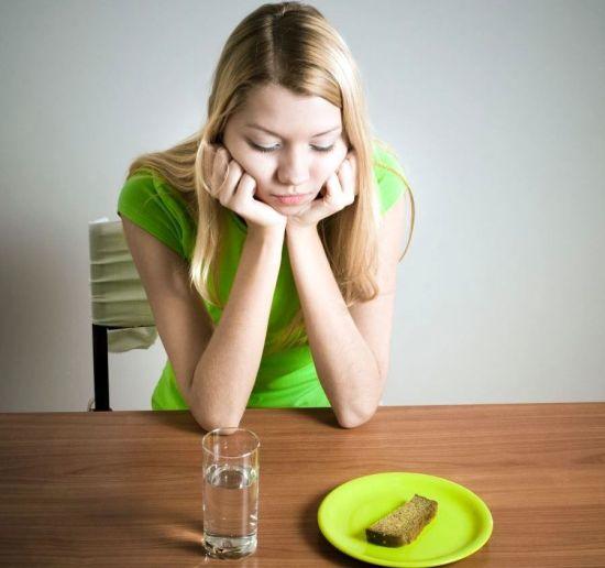 Girls, do you eat uncontrollably around your period or do you lose your appetite?