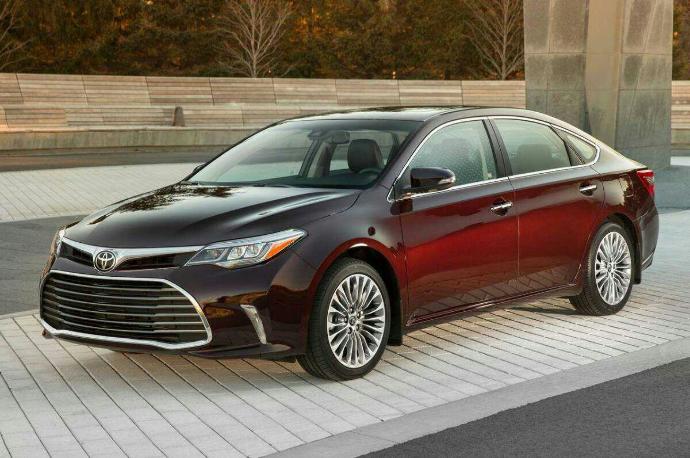 What car should my dad buy my mom for Christmas??
