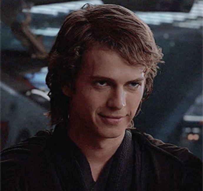 Do you think that Anakin or Luke skywalker is hotter?