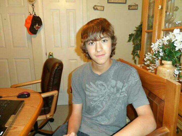 What hairstyle looks best on me??