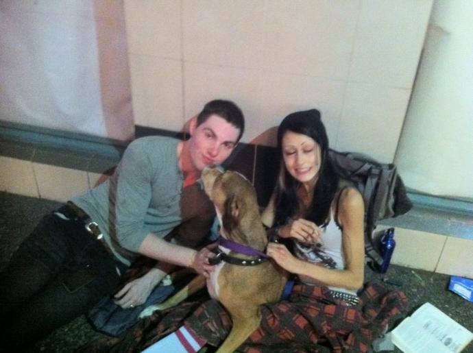 Should I get into a relationship with a homeless girl living on the streets?