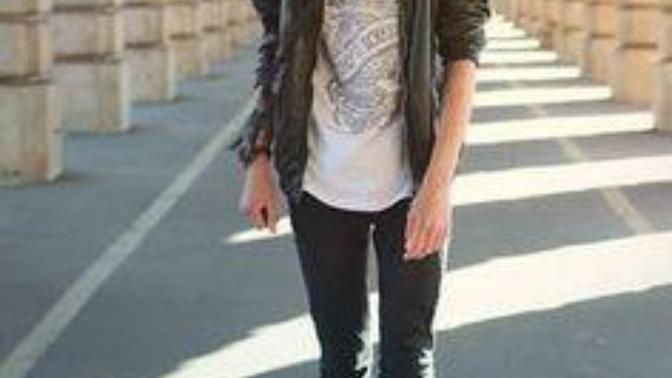 When will skinny jeans and tight clothing go away?