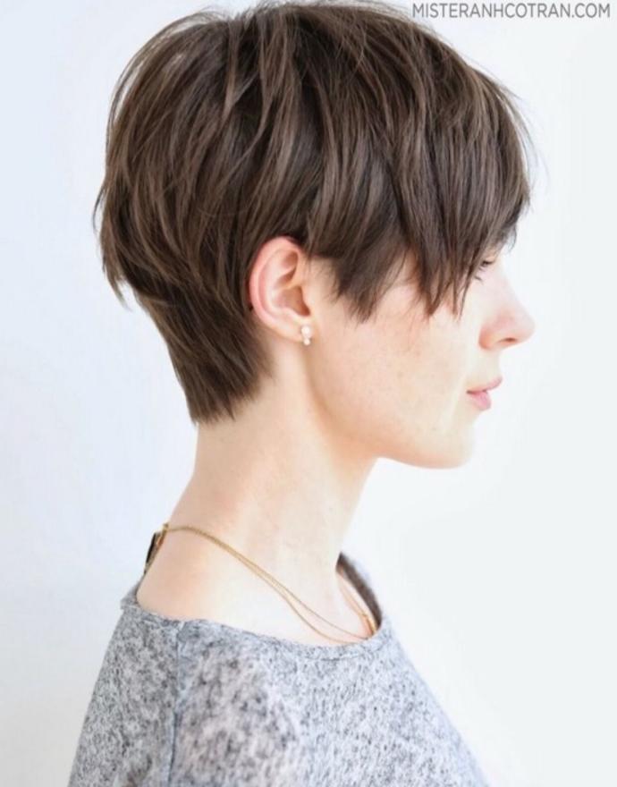 Which haircut is better?