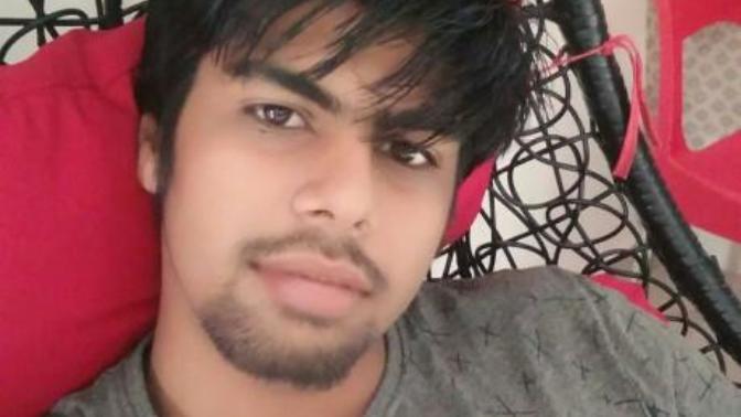 Hey girls how do I look? give me some rating?