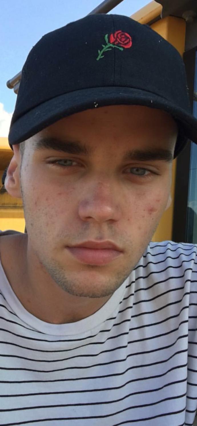 Teen girls only, be honest? Who is the best looking guy here?