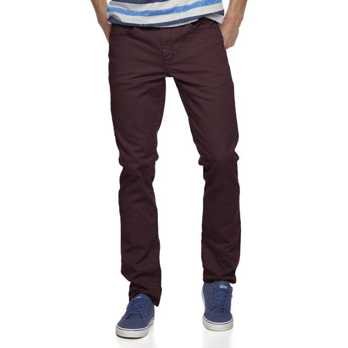 Is this color jeans acceptable for a guy to wear?