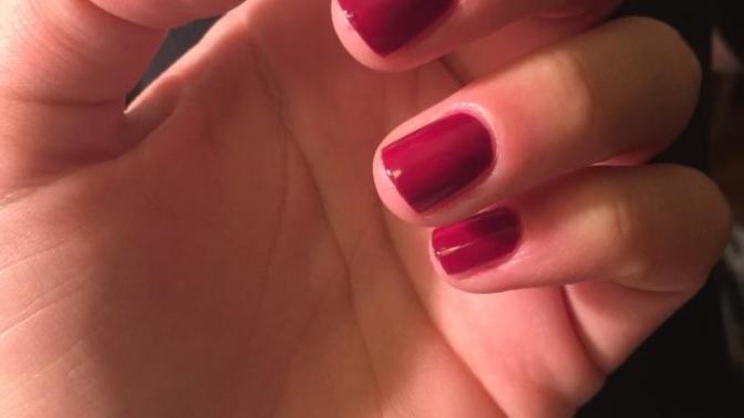 Do guys like red nail polish?