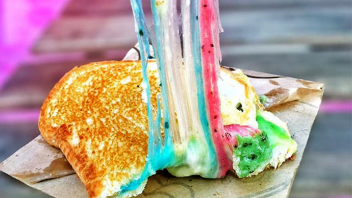 #2017 Unicorn FOOD trend? Would you try it?