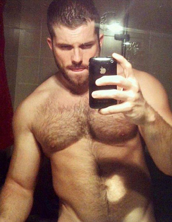 Girls, Do you like Masculine Muscular Guys or Regular looking guys? WHOS HOTTER?