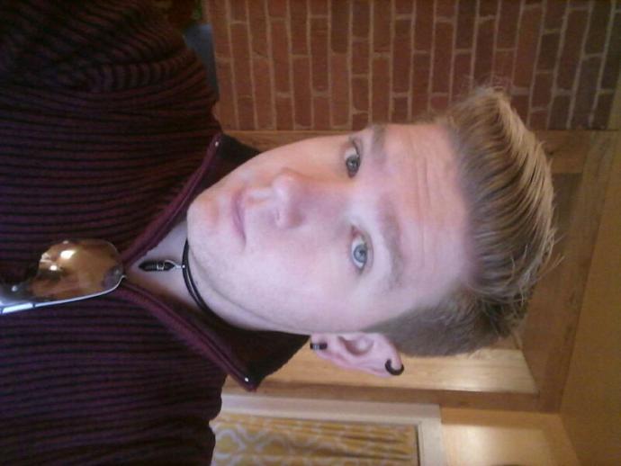 I am in need of a new hair cut, any suggestions??