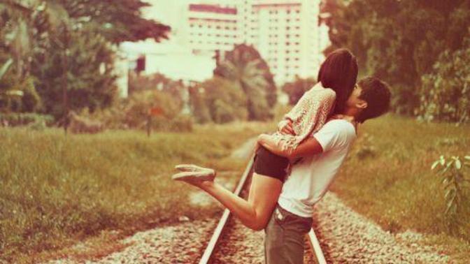 Which gender falls deeper in love?