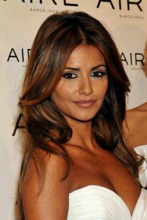 Which hair style/colouring looks more attractive to you?
