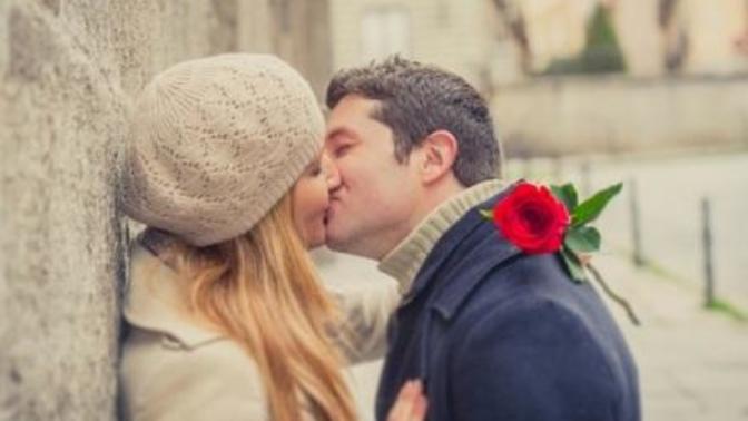 Guys, opinions on French kissing?