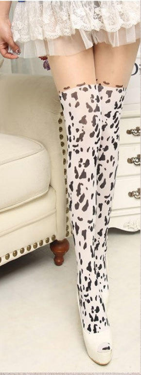 What to wear with these patterned tights?