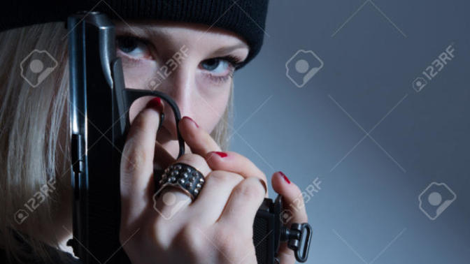 Guys, do you like controversial girls? Girls can answer as well?