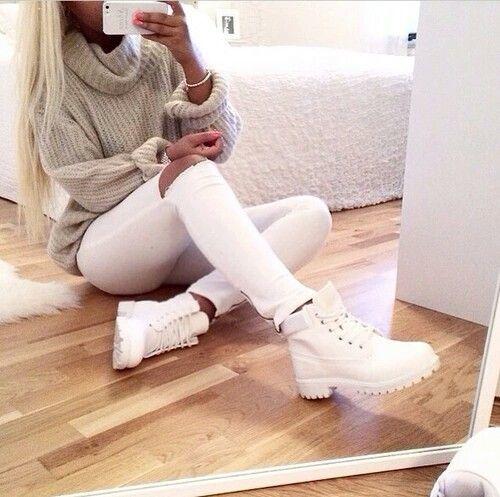 White pants, hot or not (pictures)?