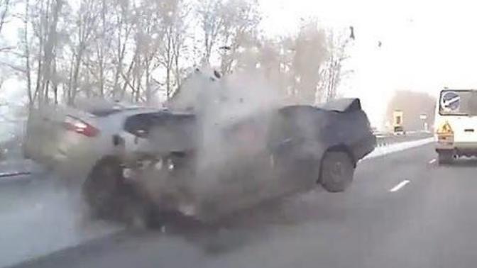 Someone please explain Russian driving to me?