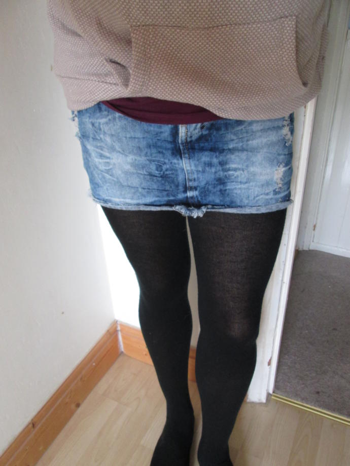 Guys, what do you like best short skirt or tight trousers like jodhpurs or leggings? what do you find sexier?