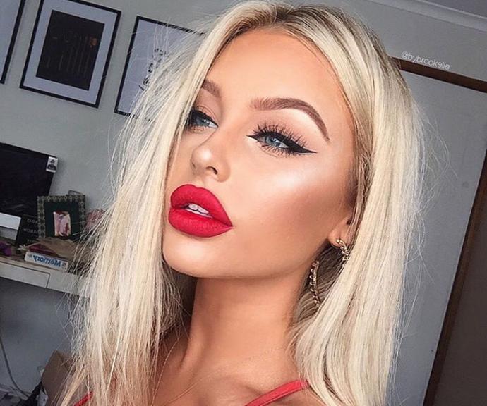 guys: which makeup look do you prefer? (pics)?