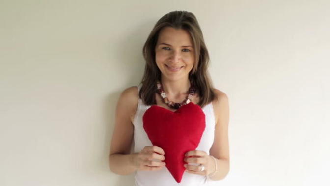Dudes: Would you date a medical student / doctor?