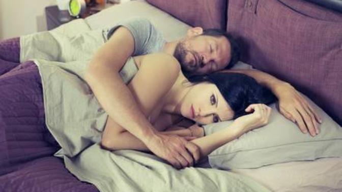 Boyfriend said another woman's name in his sleep. Should I be worried?