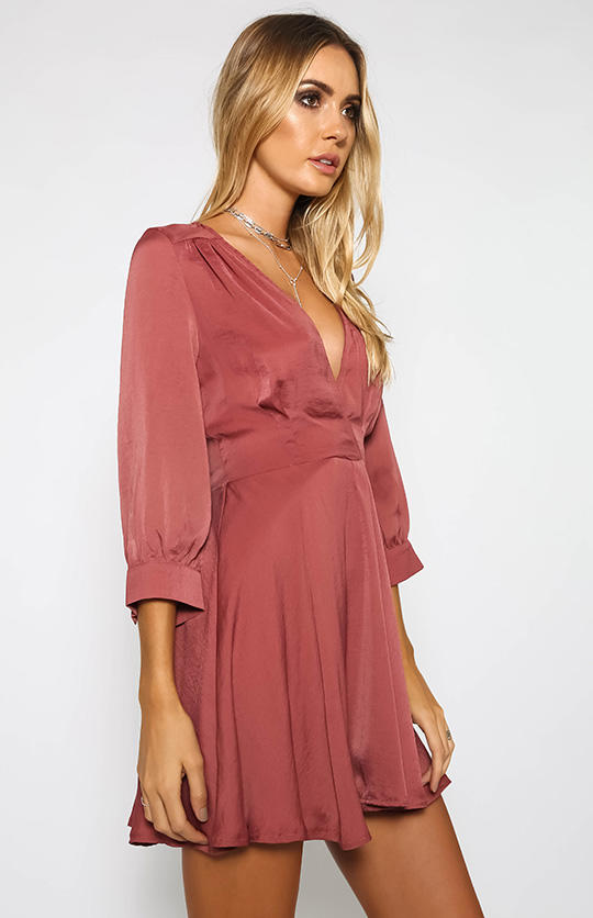 Should I get this dress in blue or pink?