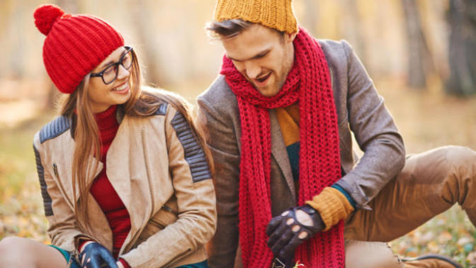 Are romantic partners supposed to be completely transparent to each other?