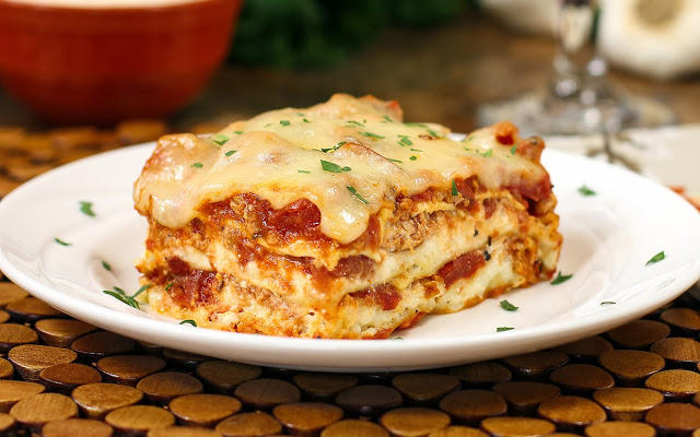 What is your favorite cuisine for a first dinner date?