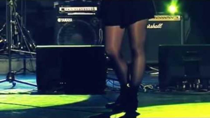 Girls, what would you do if you had a run in your pantyhose and no change of changing?