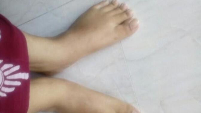 Why are there people that's into foot fetishes? I don't understand... explain?