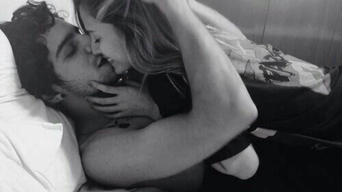 Can friends ever really be just friends after they've had lots of sex?