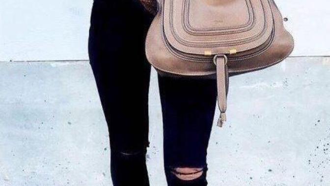 What kind of outfit/style do like the most on girls?
