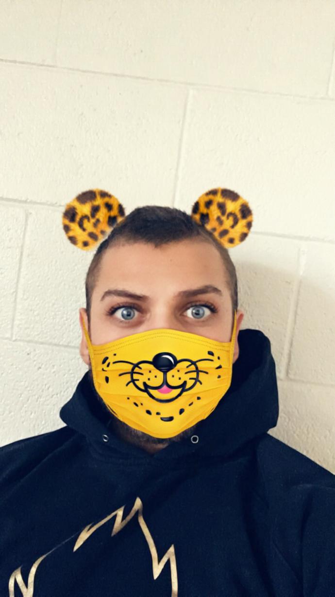 Do I come off as a pansy in this website, would you fight me ?