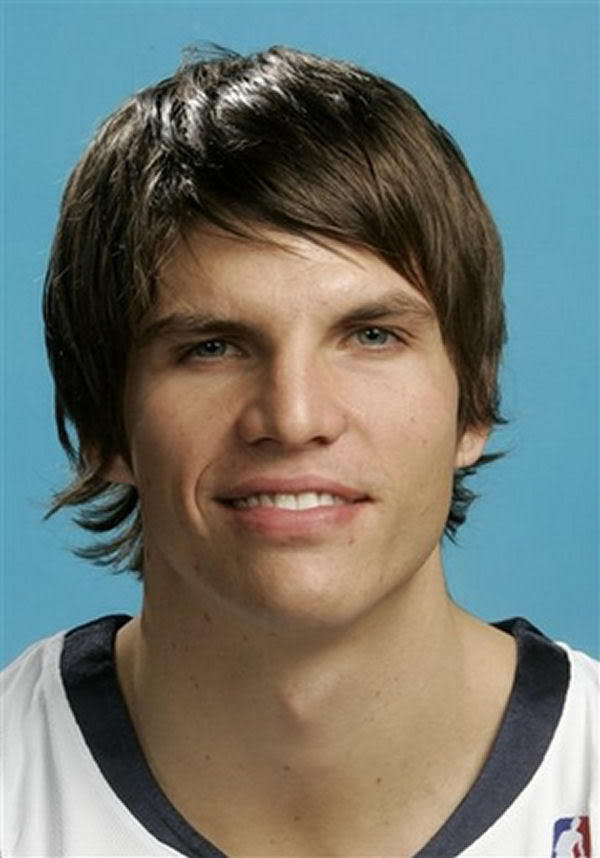Why do really short girls (4'10 and under) and really tall guys (6'5" and over) have nice faces?