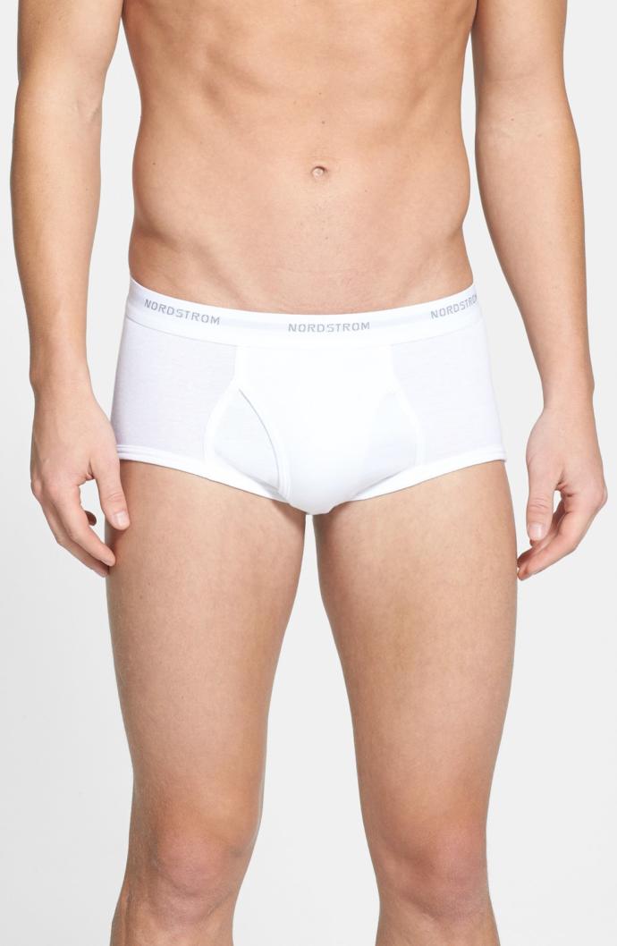 Girls, which of these styles of underwear do you think looks best on guys?