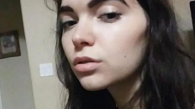 Do you think this girl is exceptionally beautiful and could possibly be a model? She has crazy defined cheek bones they stuck way out but?