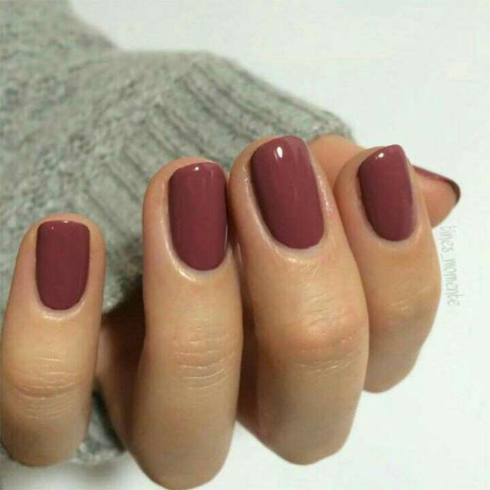 Guys what type of nails do you like on girls??