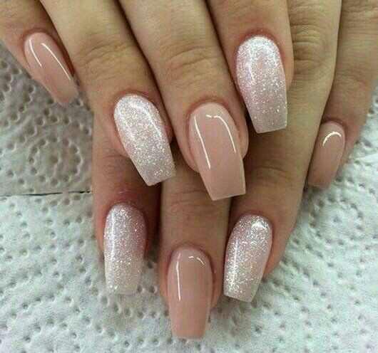 Guys what type of nails do you like on girls??