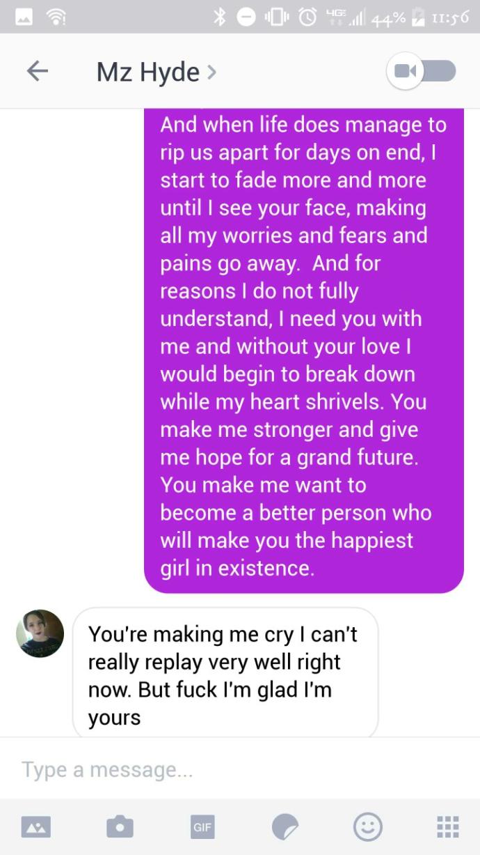 Girls, how would you feel if your boyfriend sent you this (or something like it)? what would you do?  Would you tell with your friends??