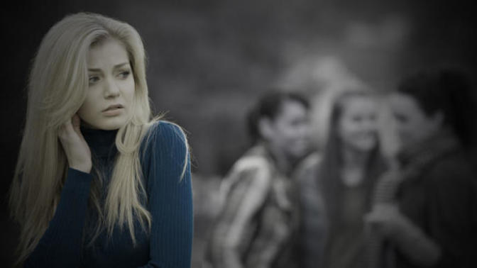 Guys, would you date a girl with social anxiety disorder? why or why not?